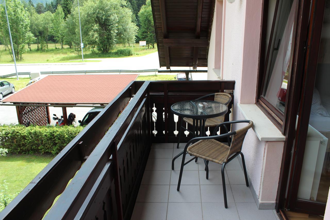 Guesthouse Veranda موجسترانا المظهر الخارجي الصورة