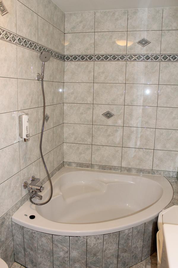 Guesthouse Veranda موجسترانا المظهر الخارجي الصورة