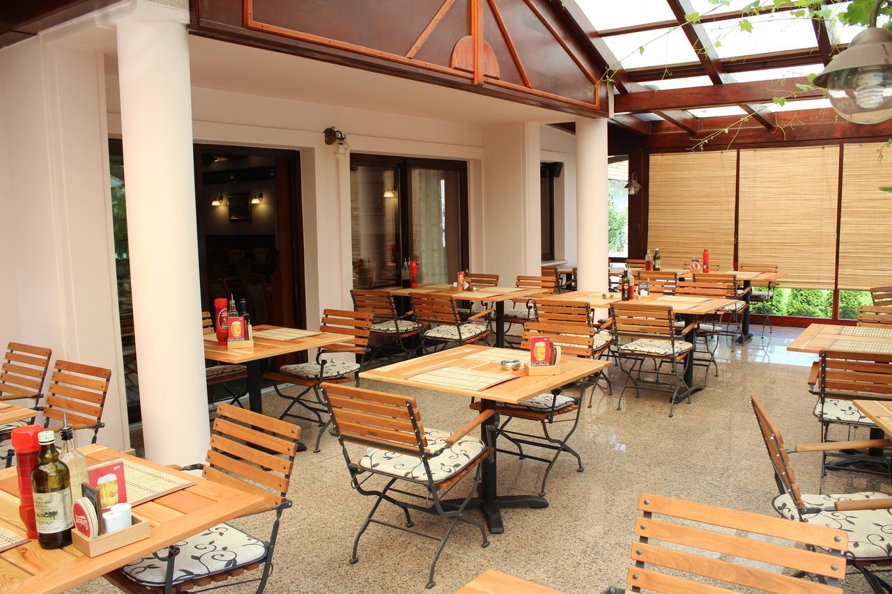 Guesthouse Veranda موجسترانا المظهر الخارجي الصورة